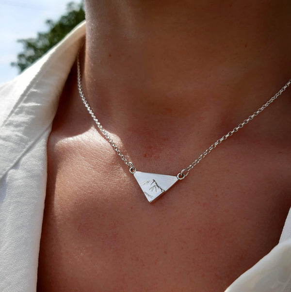 Little Cìr Mhòr Pendant Necklace
